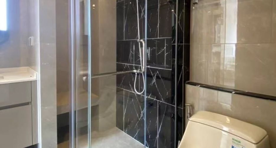 Condo en alquiler de 1 habitaciones en Huai Khwang, Bangkok