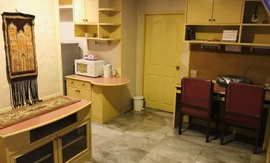 Condo en alquiler de 1 habitaciones en Yan Nawa, Bangkok