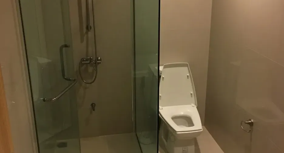 For rent 2 bedrooms condo in Chatuchak, Bangkok