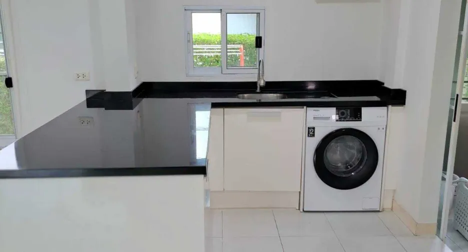 For rent 3 bedrooms house in Prawet, Bangkok