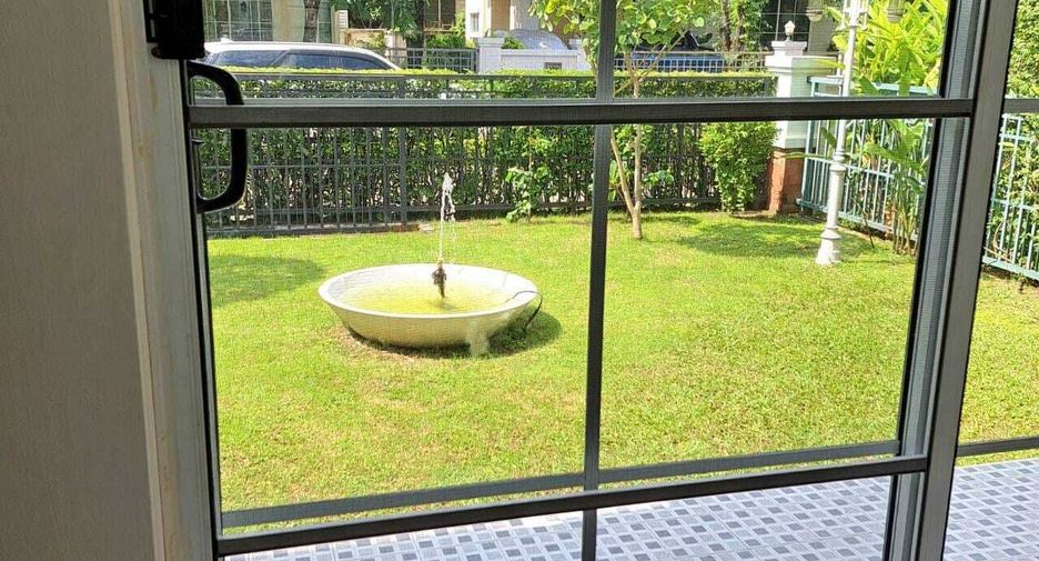 For rent 3 bedrooms house in Prawet, Bangkok