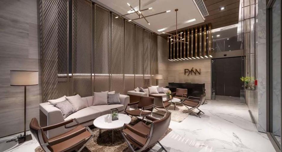 For rent 2 bedrooms condo in Watthana, Bangkok