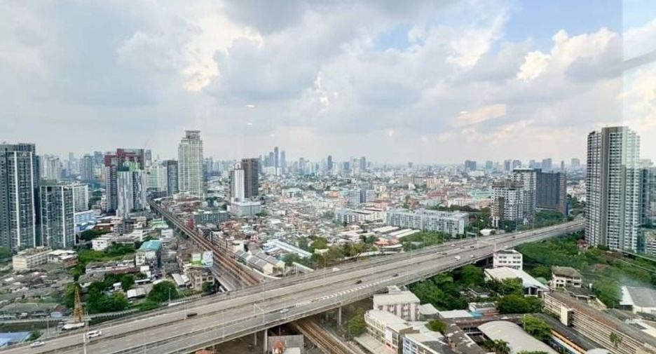 Condo en alquiler de 2 habitaciones en Khlong Toei, Bangkok
