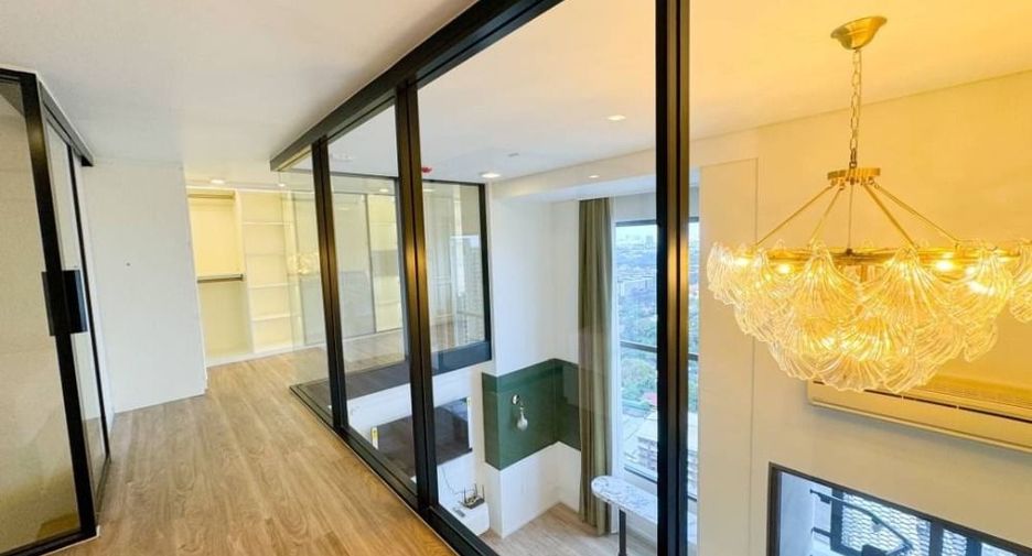 Condo en alquiler de 2 habitaciones en Khlong Toei, Bangkok