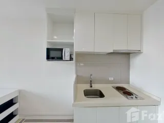 Аренда 1 кровать кондо в Хуаи Кхщанг, Бангкок