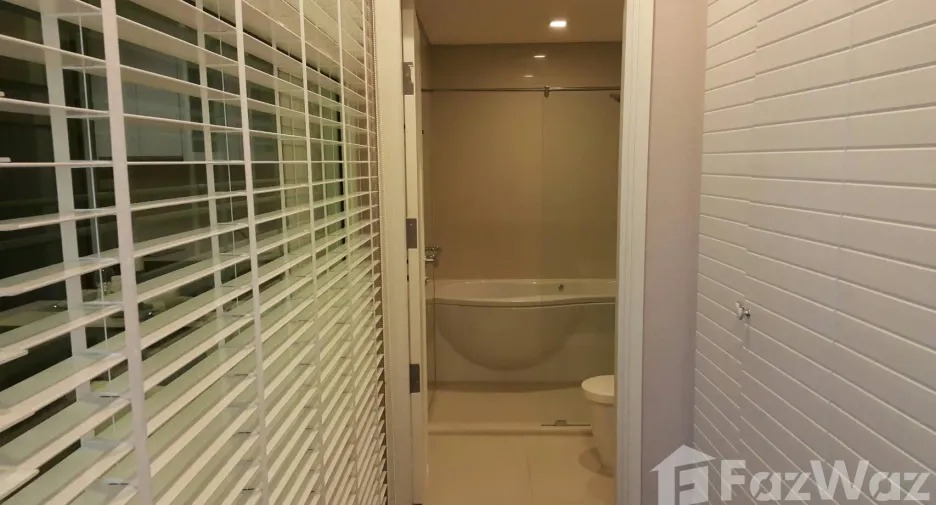 For rent 1 bed condo in Watthana, Bangkok