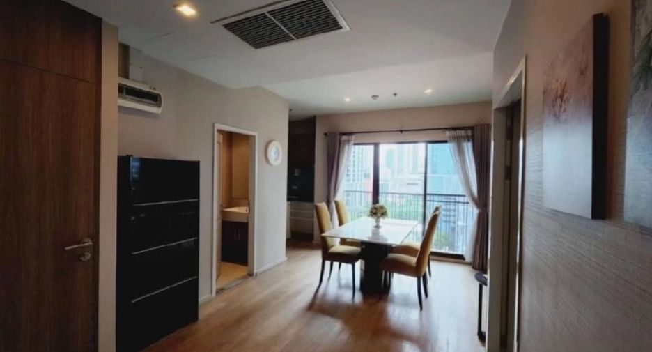 For rent 2 bedrooms condo in Khlong Toei, Bangkok