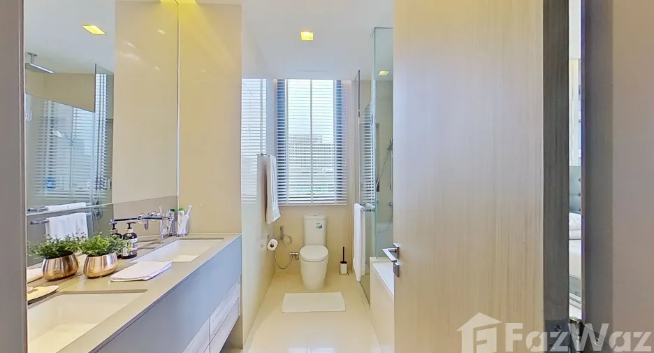 For rent 2 ベッドルーム condo in Watthana, Bangkok