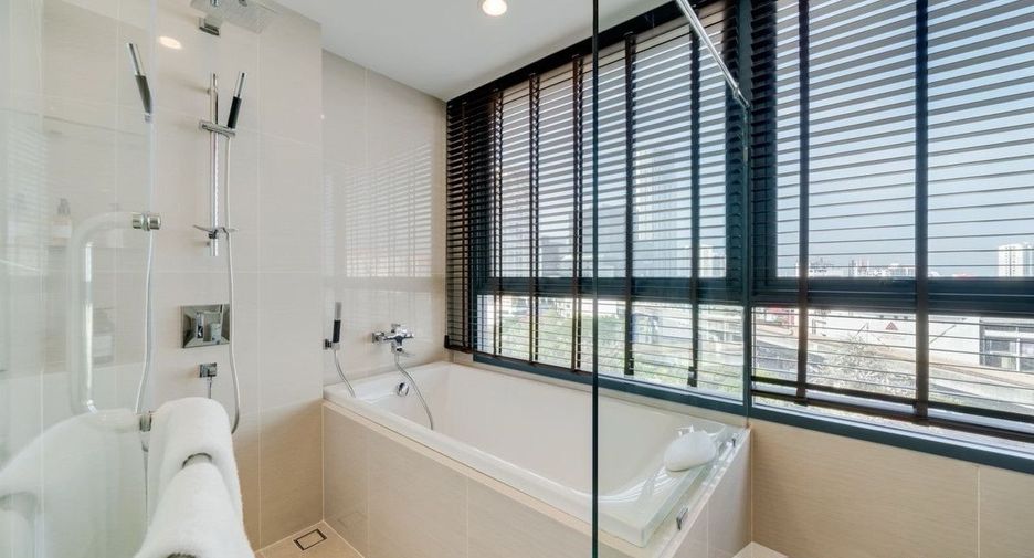 For rent 2 bedrooms condo in Bang Na, Bangkok
