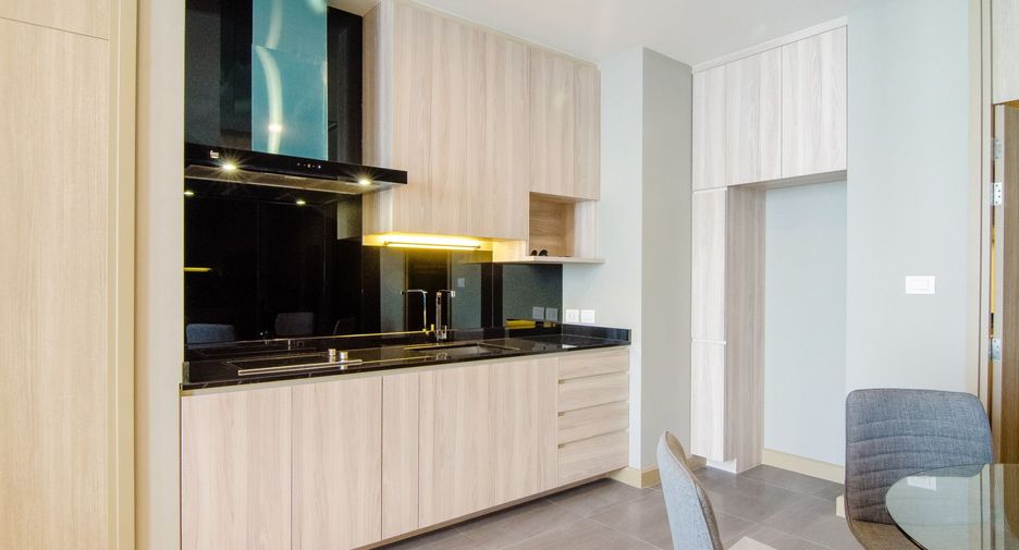 Wohnung zur Miete mit 1 Zimmer in Pathum Wan, Bangkok