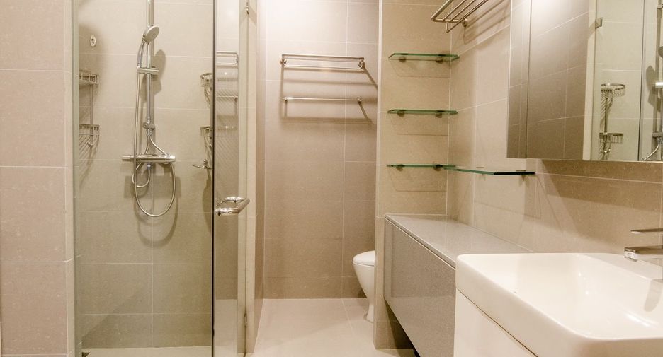 Wohnung zur Miete mit 1 Zimmer in Pathum Wan, Bangkok