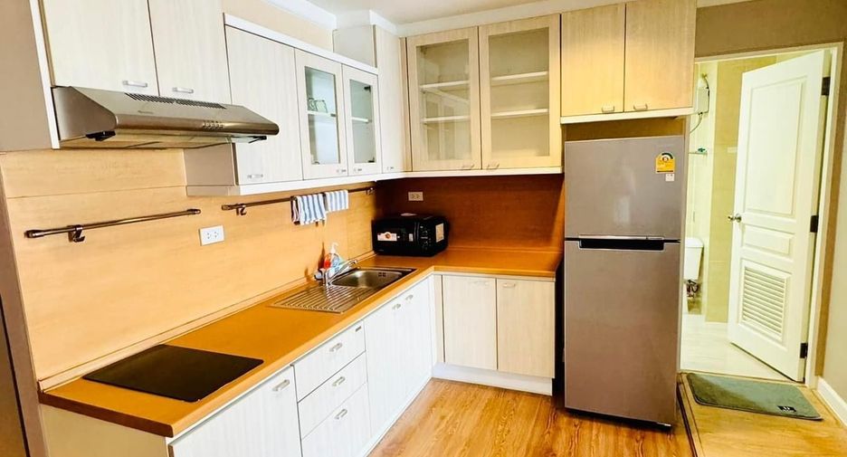 Wohnung zur Miete mit 2 Zimmer in Khlong Toei, Bangkok
