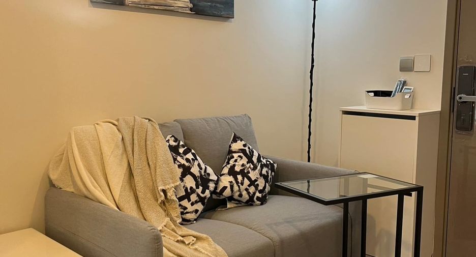 For rent studio condo in Huai Khwang, Bangkok