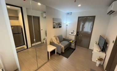Wohnung zur Miete mit Studio in Huai Khwang, Bangkok