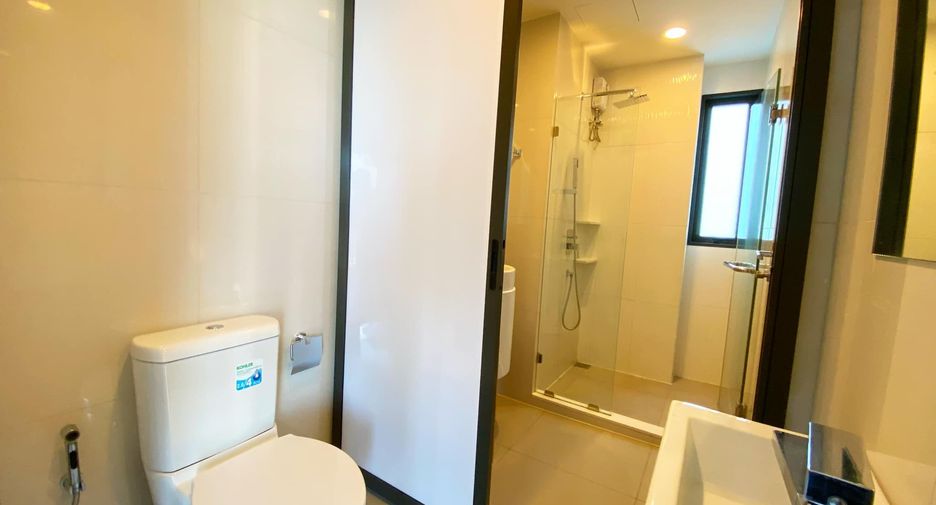 Condo en alquiler de 2 habitaciones en Huai Khwang, Bangkok