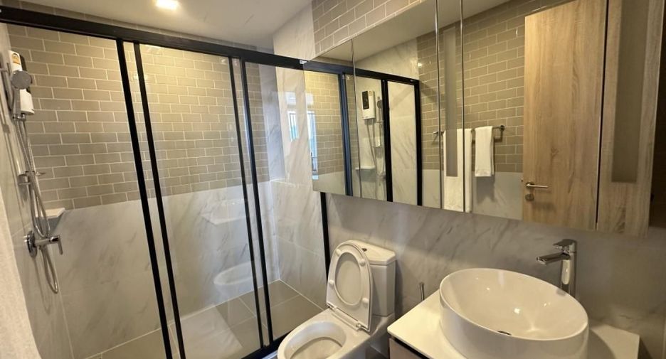 For rent 2 bedrooms condo in Ratchathewi, Bangkok