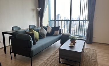 For rent 2 bedrooms condo in Ratchathewi, Bangkok