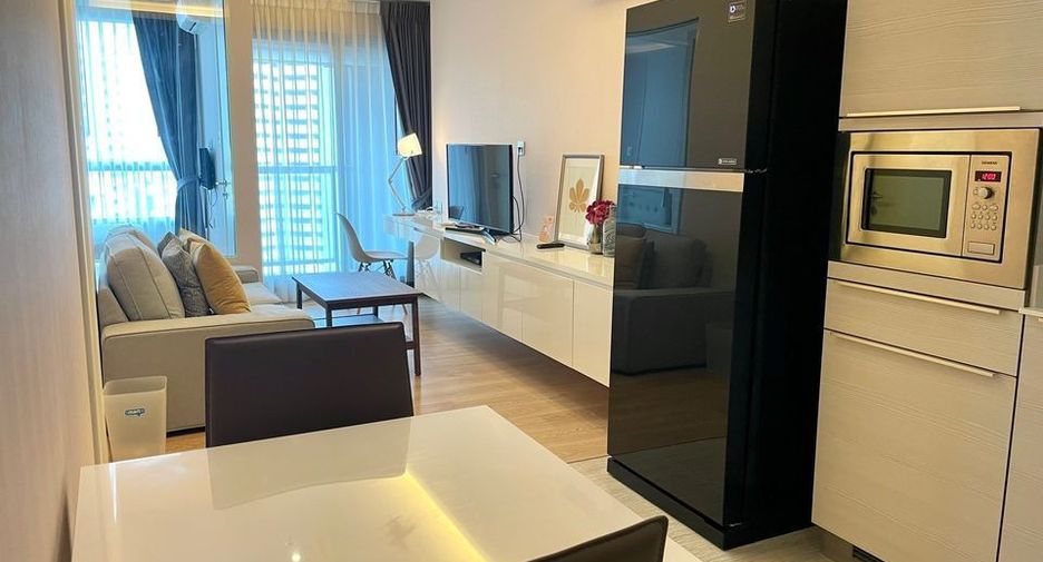 For rent 1 bed condo in Watthana, Bangkok
