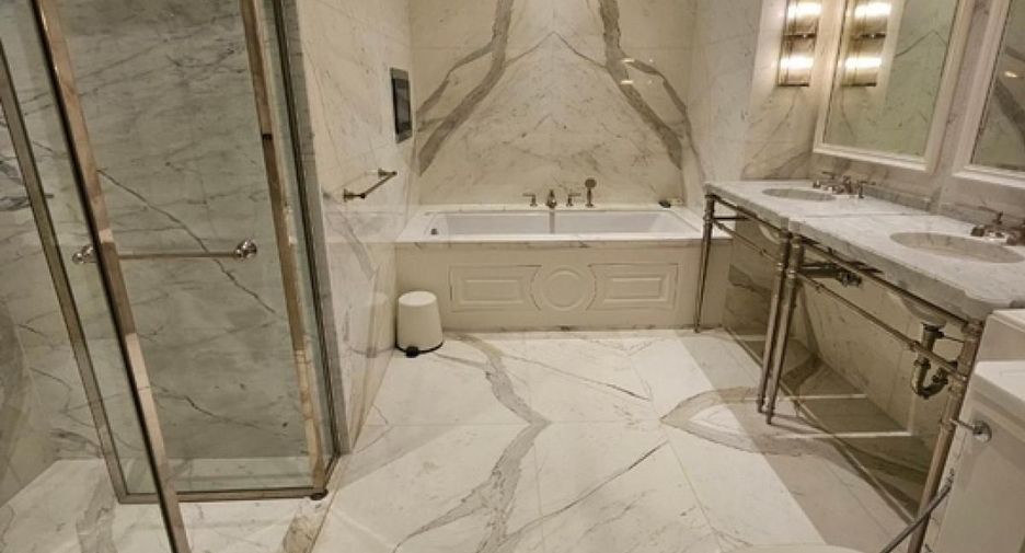 For rent 3 ベッドルーム condo in Pathum Wan, Bangkok
