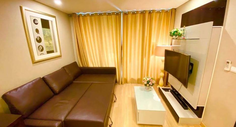 À louer 2 chambres condo à Pathum Wan, Bangkok