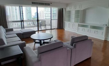 For rent 3 bedrooms condo in Khlong Toei, Bangkok