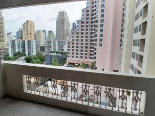 Wohnung zur Miete mit 3 Zimmer in Khlong Toei, Bangkok