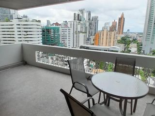 Wohnung zur Miete mit 3 Zimmer in Khlong Toei, Bangkok
