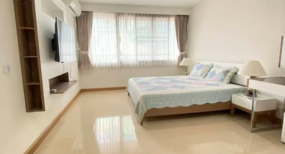 À louer 2 chambres condo à Khlong Toei, Bangkok