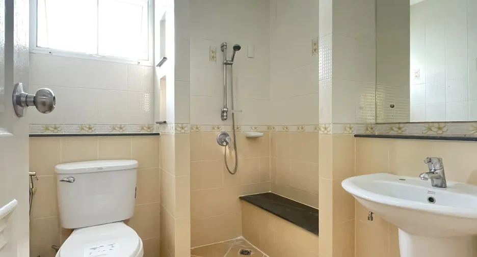 For sale and for rent 3 bedrooms house in Mueang Nonthaburi, Nonthaburi
