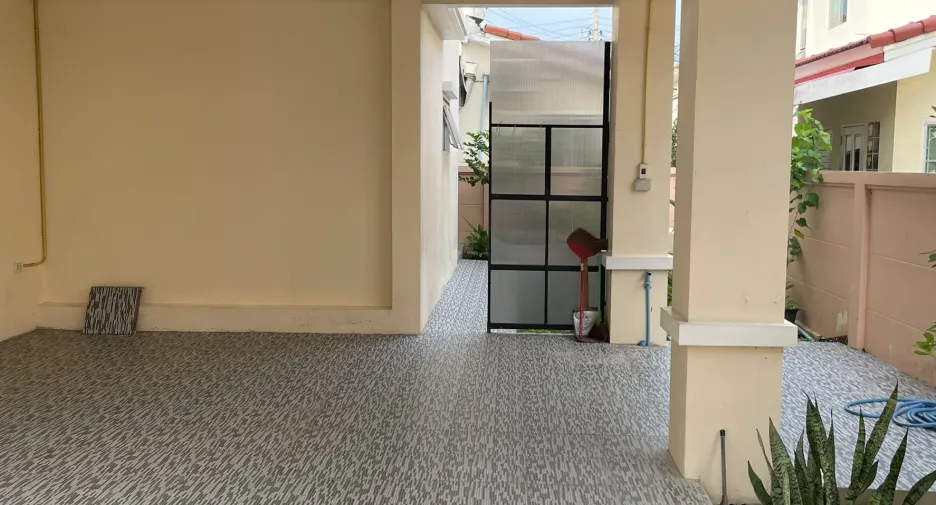 For sale and for rent 3 bedrooms house in Mueang Nonthaburi, Nonthaburi