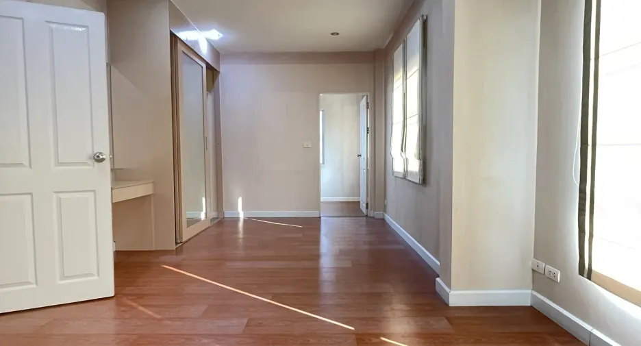 For sale and for rent 3 bedrooms house in Mueang Nonthaburi, Nonthaburi