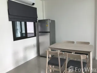For rent 3 bedrooms townhouse in Prawet, Bangkok