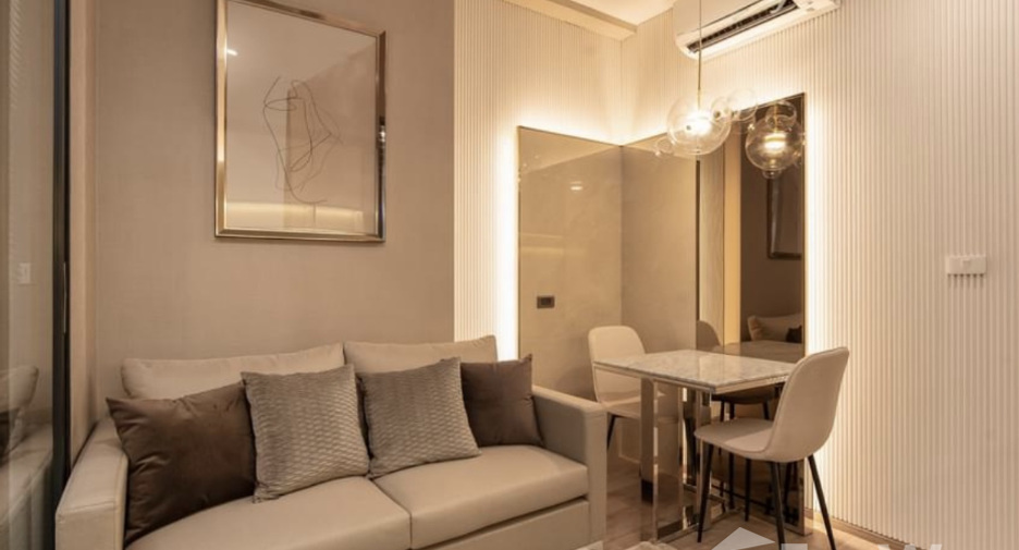 Wohnung zur Miete mit 1 Zimmer in Huai Khwang, Bangkok
