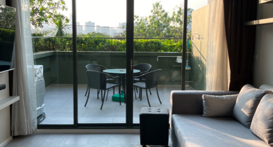 For rent studio condo in Watthana, Bangkok