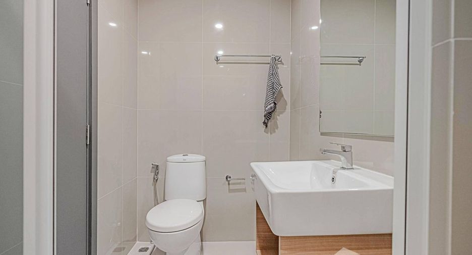 For rent studio condo in Bang Na, Bangkok