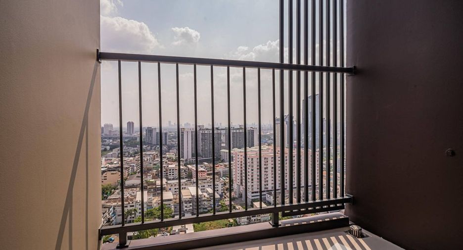 For rent studio condo in Bang Na, Bangkok