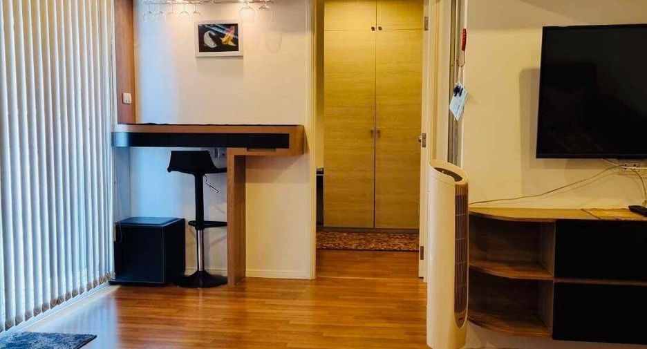 For rent 1 bed condo in Huai Khwang, Bangkok