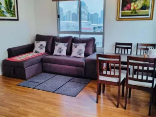 For rent 1 bed condo in Huai Khwang, Bangkok