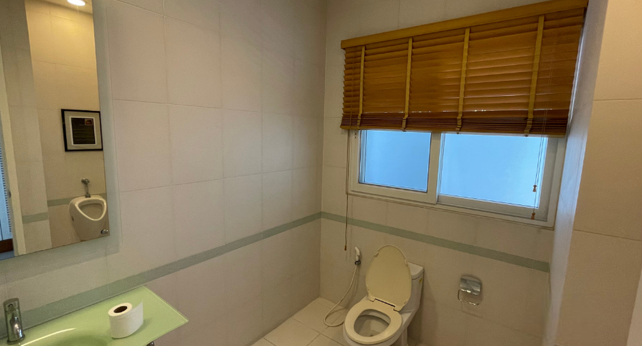 Casa en alquiler de 5 habitaciones en Watthana, Bangkok