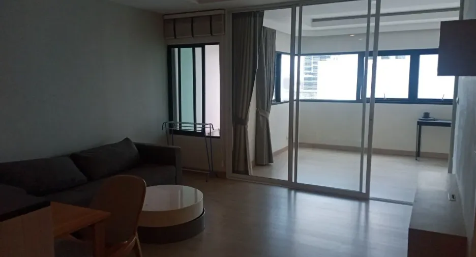 For rent 1 bed condo in Sathon, Bangkok