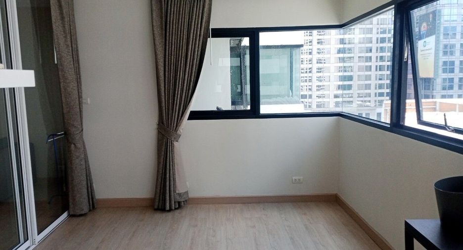 For rent 1 bed condo in Sathon, Bangkok