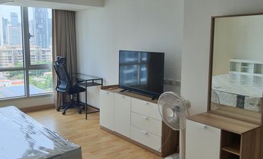 For rent studio condo in Khlong Toei, Bangkok