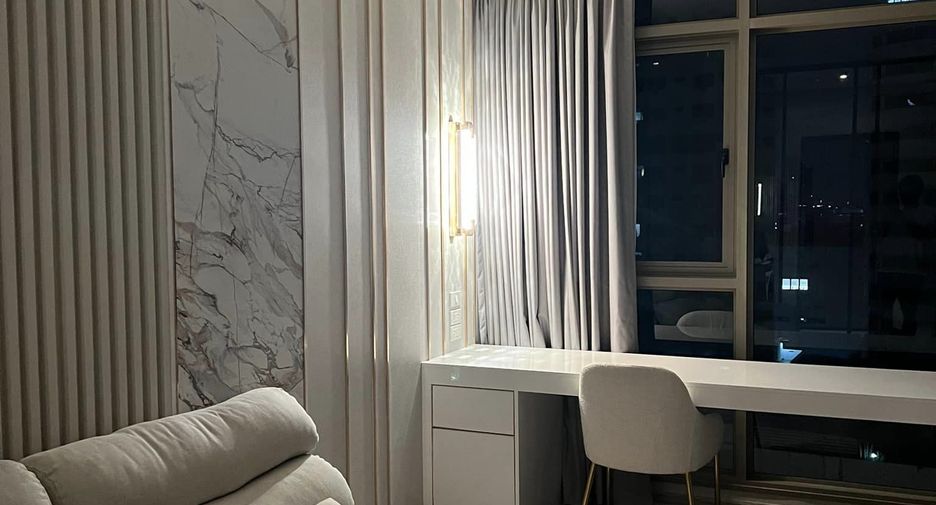 For rent 1 bed condo in Watthana, Bangkok