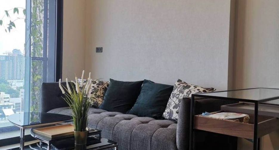 For rent 2 bedrooms condo in Watthana, Bangkok