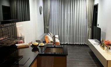For rent 1 bed condo in Huai Khwang, Bangkok