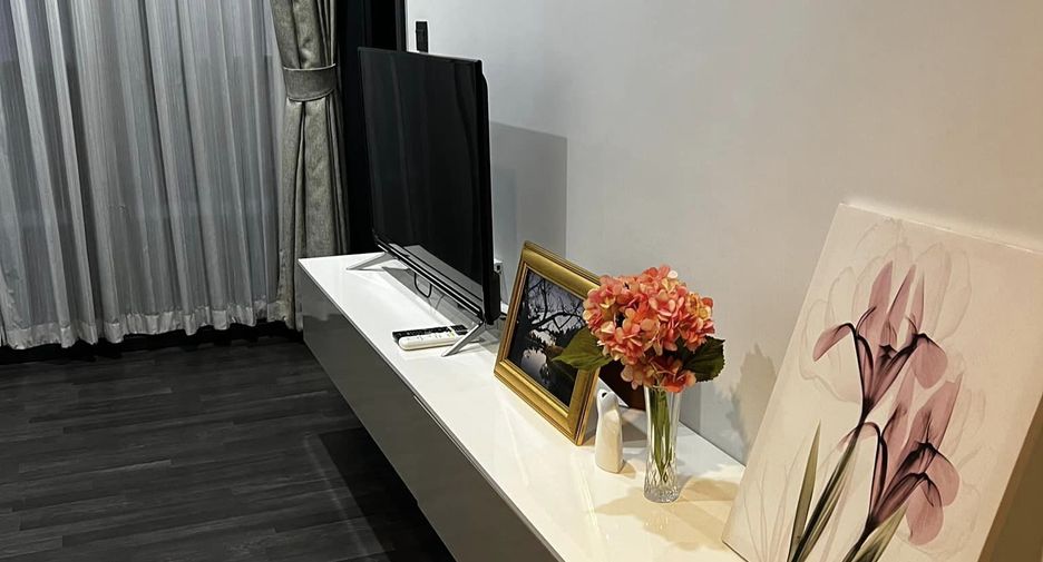 Condo en alquiler de 1 habitaciones en Huai Khwang, Bangkok