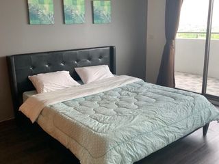 Condo en alquiler de 3 habitaciones en Suan Luang, Bangkok