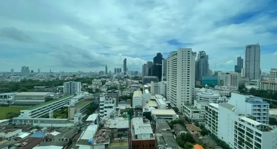 ให้เช่า 2 ห้องนอน คอนโด ใน สาทร, กรุงเทพฯ