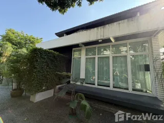 出租 3 卧室 独立屋 在 Bang Na, 曼谷