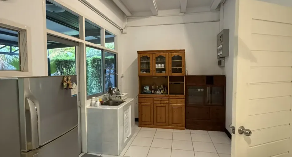 For rent 3 bedrooms house in Bang Na, Bangkok